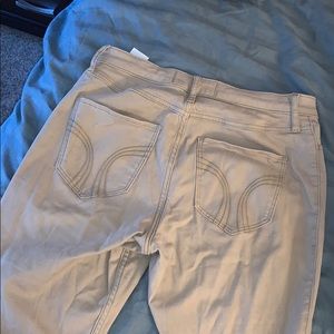 Hollister Classic Stretch High Rise Pants